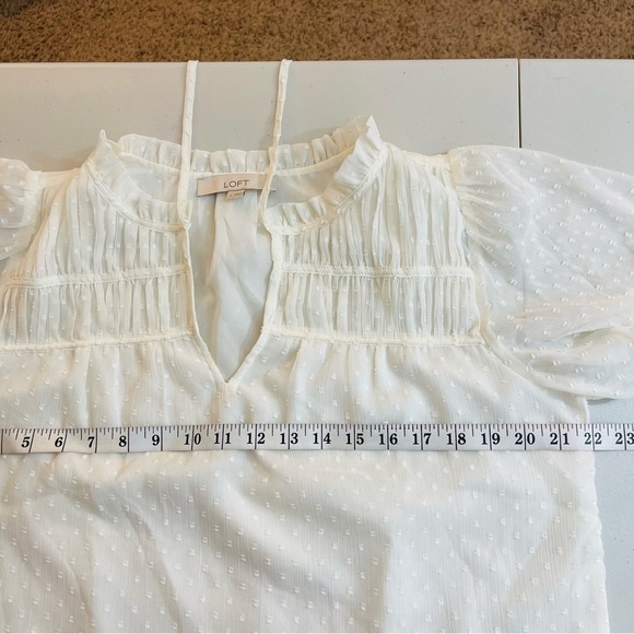 Loft Ruffle Neckline Short Sleeve Blouse Women Size Small White - Picture 8 of 14